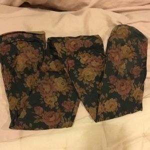 Anthropologie Accessories - Anthropologie Tintoretto flower flower size m/l Anthropologie Accessories - Anthropologie Tintoretto flower flower size m/l